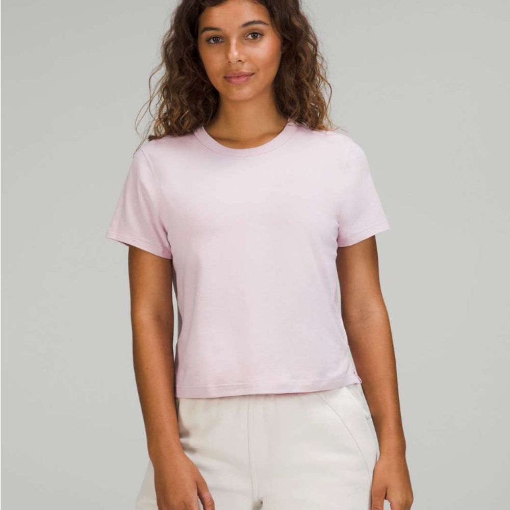 Lululemon Classic-Fit Cotton-Blend T-Shirt
Pink Peony